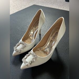 Badgley Mischka Ivory Satin Pointed Toe Crystal Buckle Pumps
